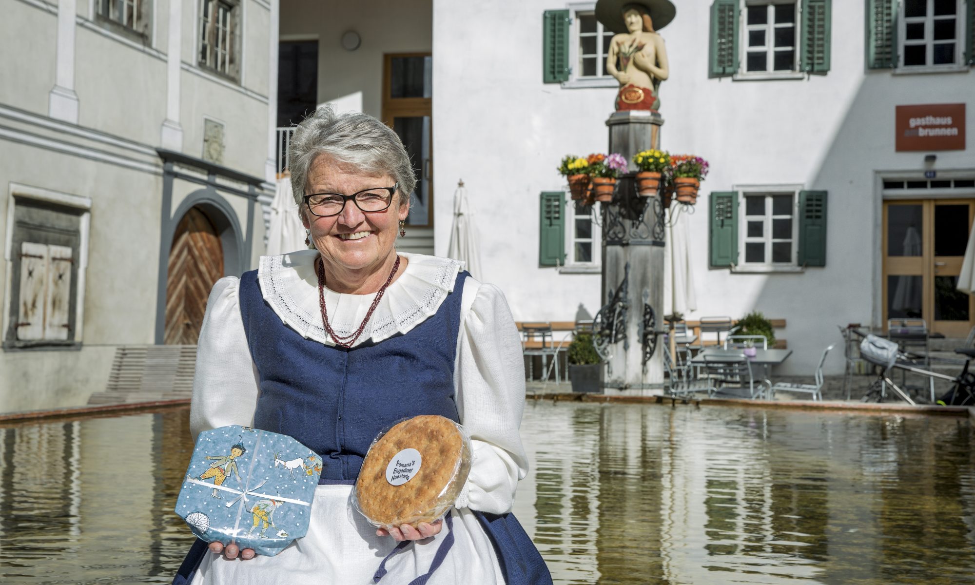 Romana's Engadiner Nusstorten